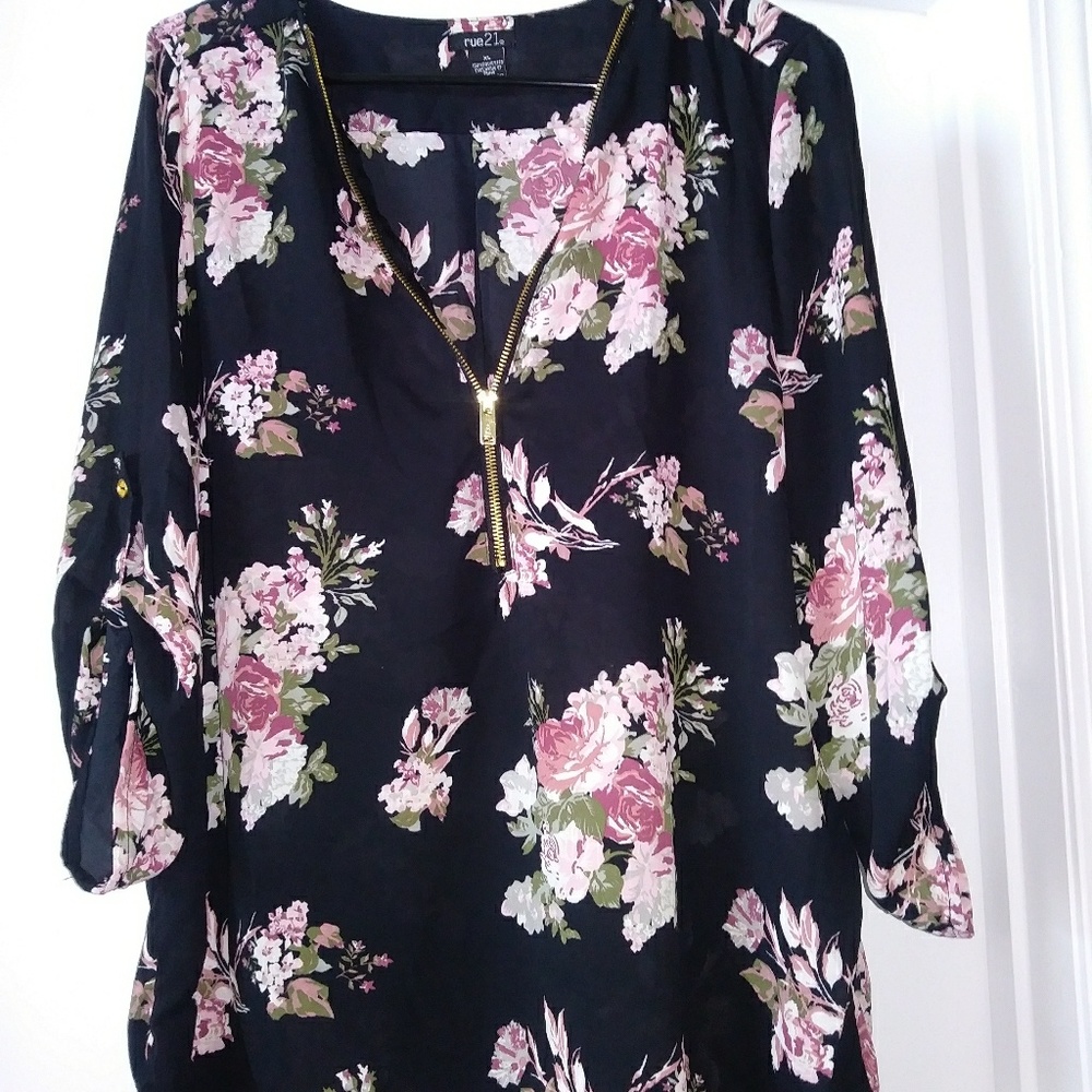 Women's blouse